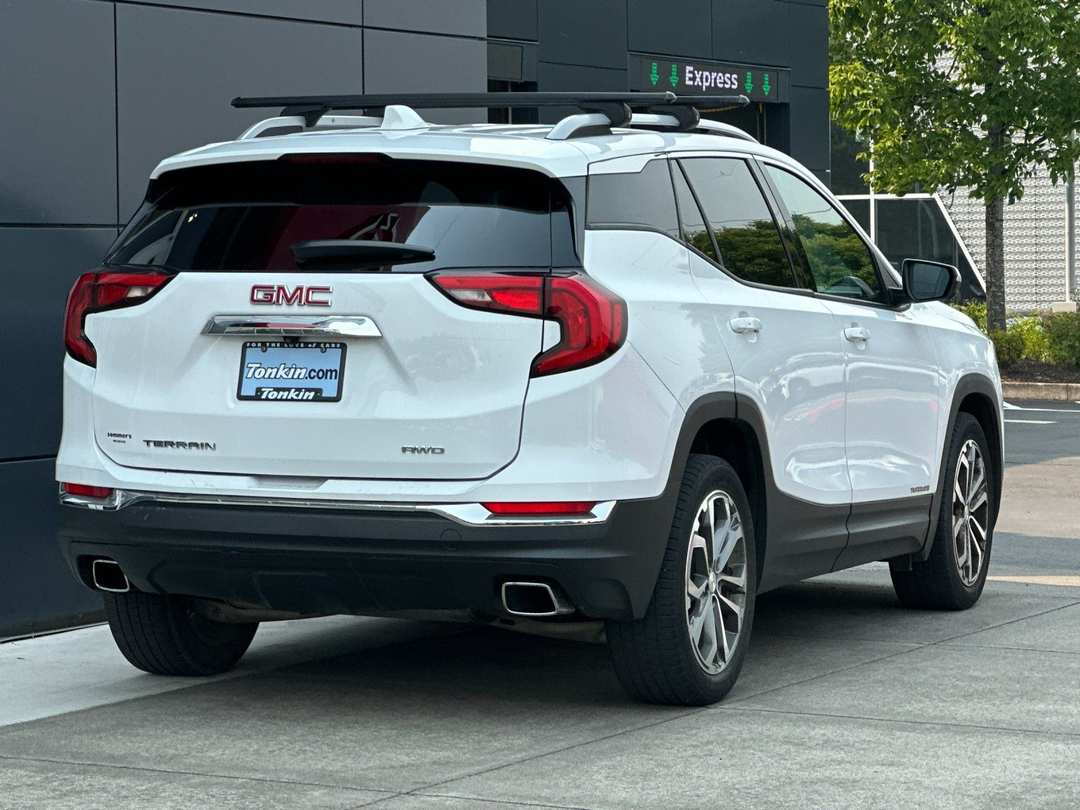 2019 GMC Terrain SLT - Image 3