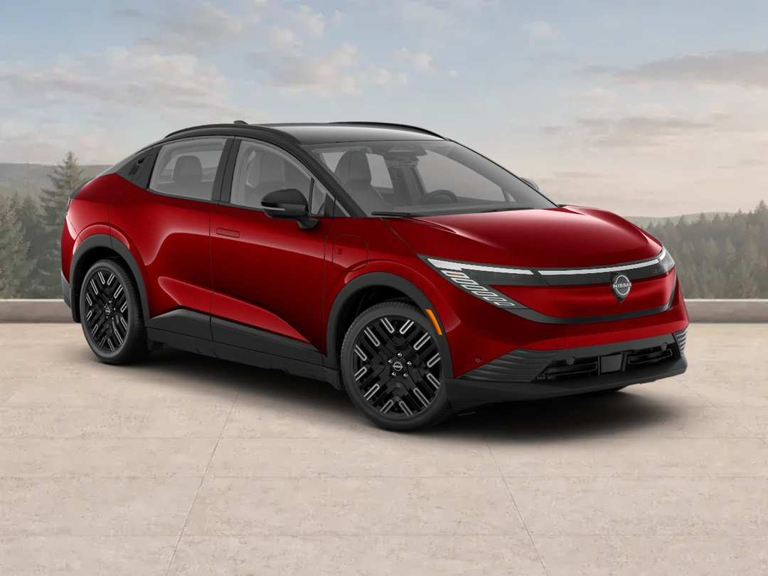 2026 Nissan LEAF PLATINUM+