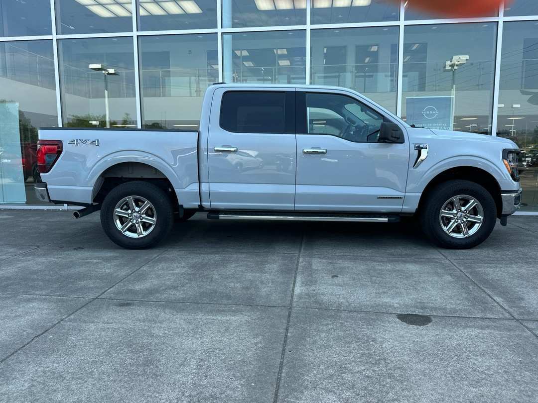 2024 Ford F-150 XLT - Image 2