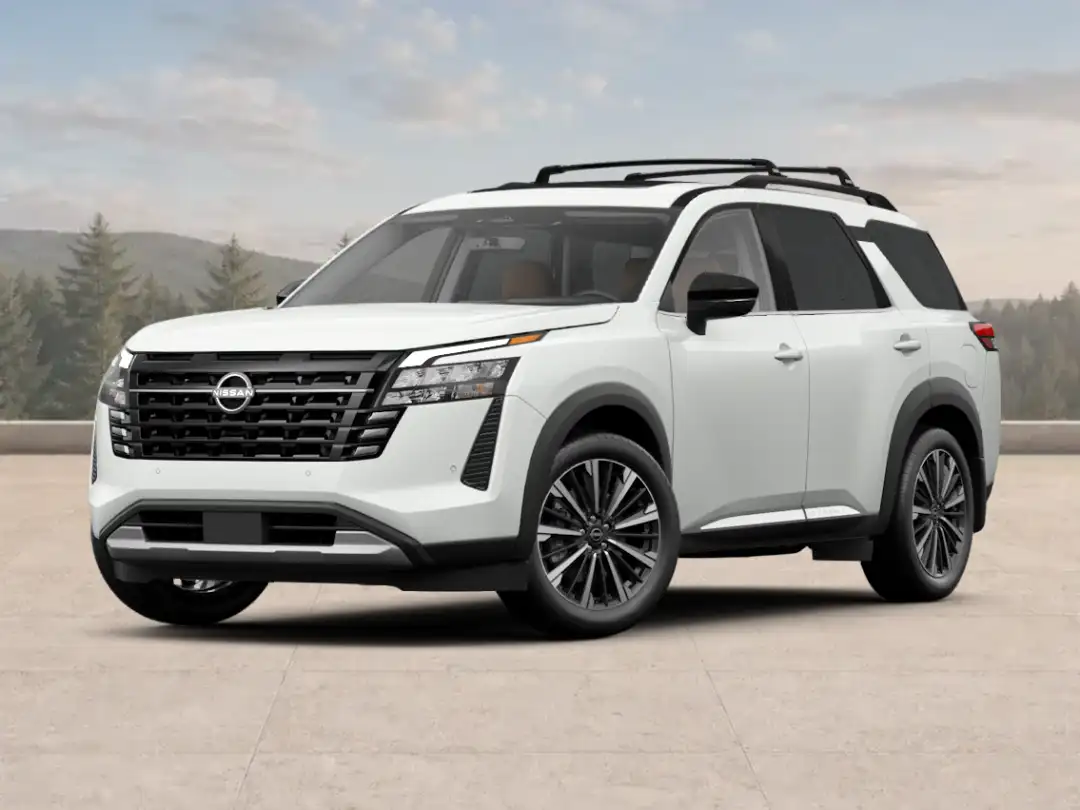 2026 Nissan Pathfinder Platinum - Image 3