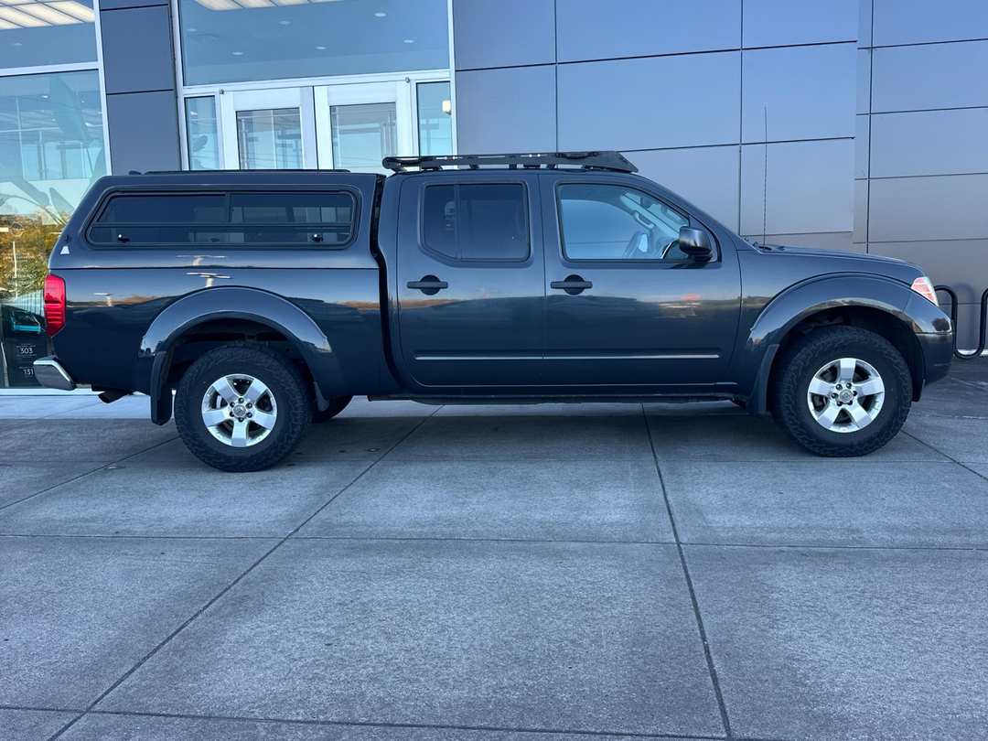 2013 Nissan Frontier SV - Image 2