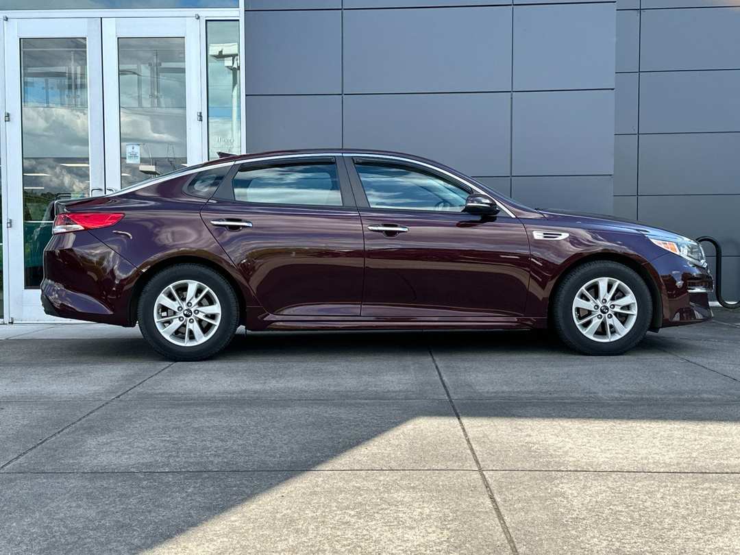 2018 Kia Optima LX - Image 2