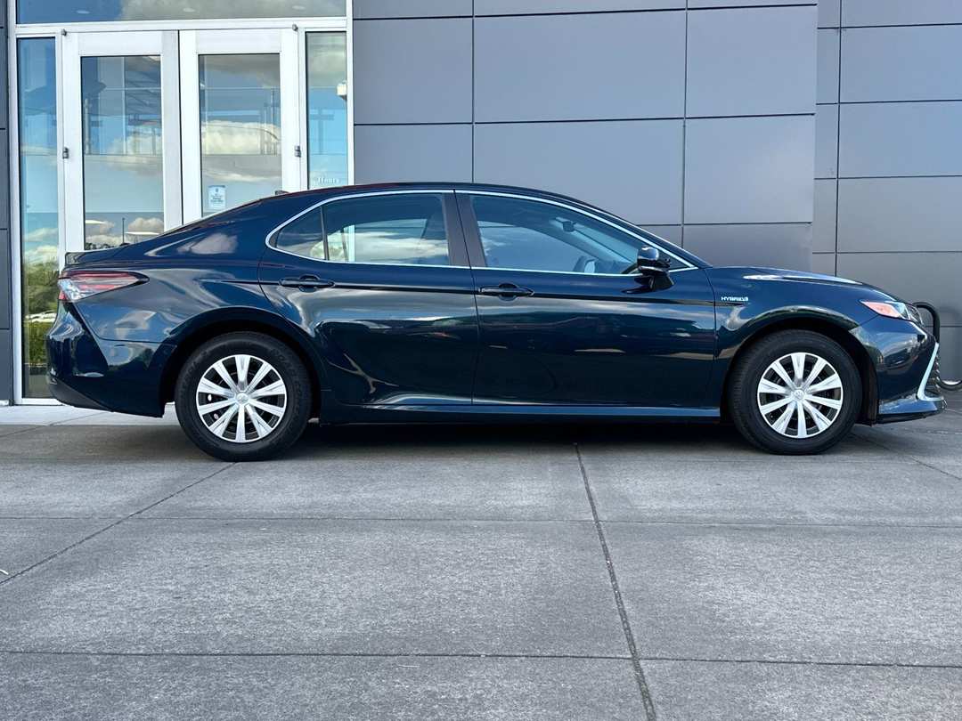 2021 Toyota Camry Hybrid LE - Image 2