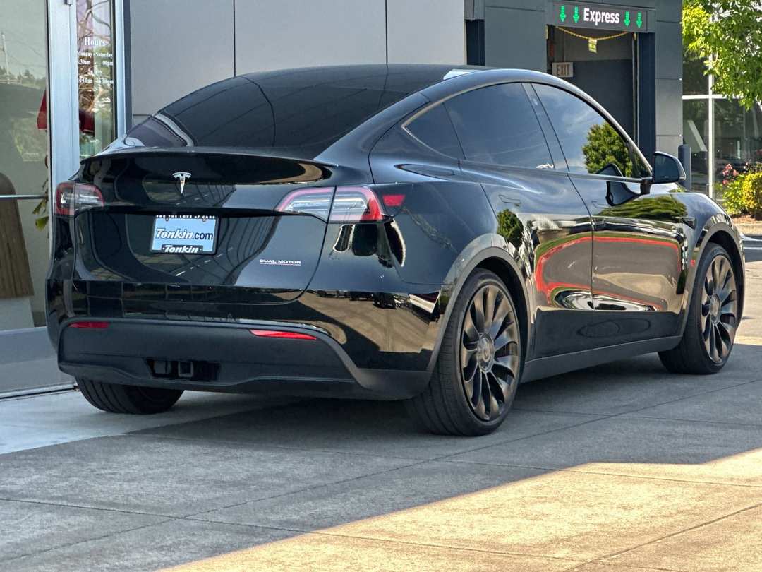 2022 Tesla Model Y Performance - Image 3