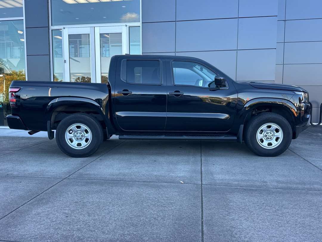 2022 Nissan Frontier S - Image 2