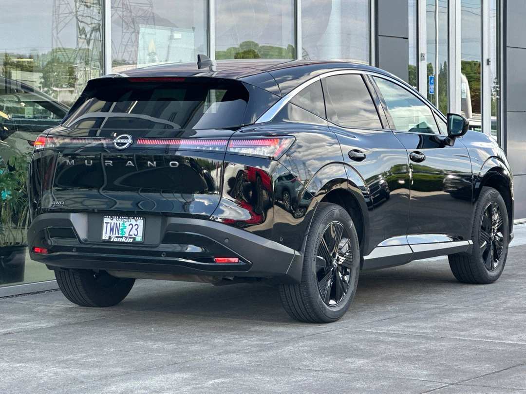 2025 Nissan Murano SV - Image 3
