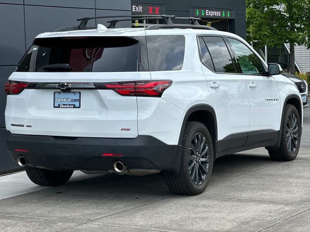 2023 Chevrolet Traverse RS - Image 3