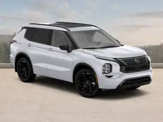 2026 Nissan Rogue Plug-In Hybrid Platinum