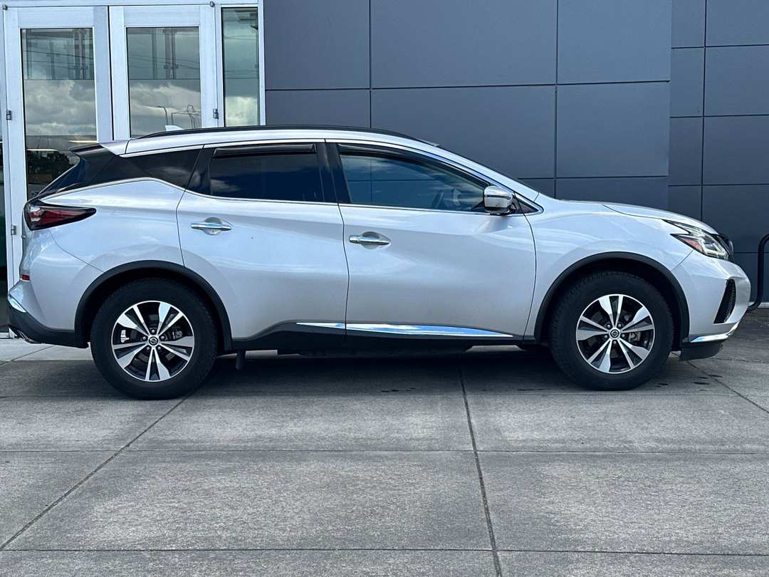 2020 Nissan Murano SV - Image 2