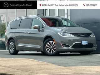 2020 Chrysler Pacifica Hybrid Limited